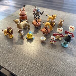 Lion King Vintage Misc. Toy Collection Lot of 16 Figurines - Disney Collectibles
